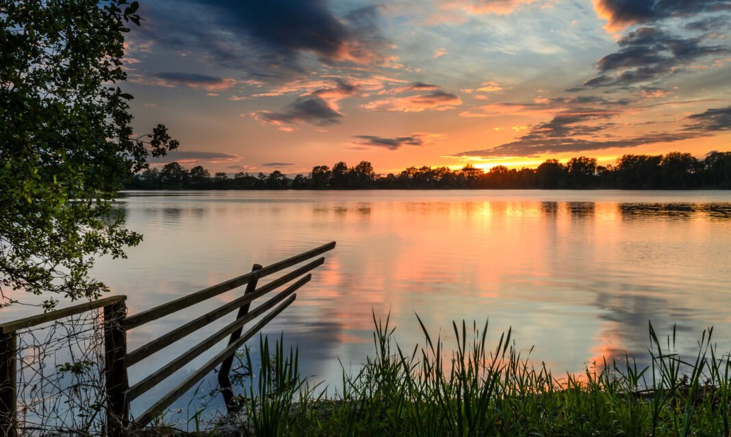 Frame-Worthy Landscapes: Tips for Shooting Breathtaking Scenery